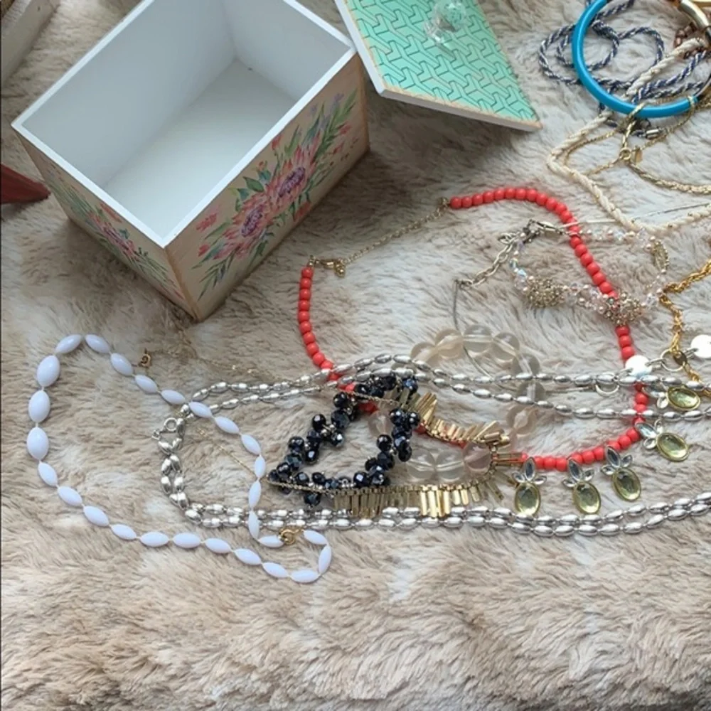 Jewelry Fun Box Please Read Below 👇